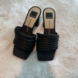 Black strap heel - Dolce Vita- size 7 - NEVER WORN